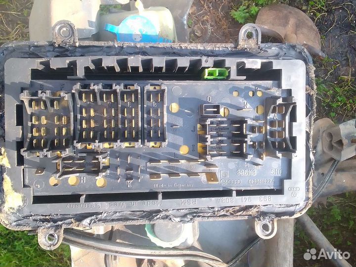 Блок предохранителей Ауди 80