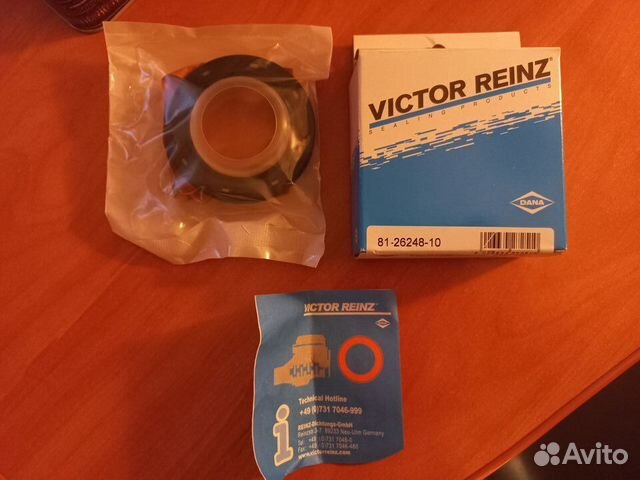Сальник коленвала Victor Reinz 812624810