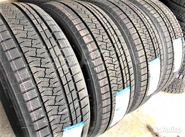 Triangle Trin PL02 225/45 R18