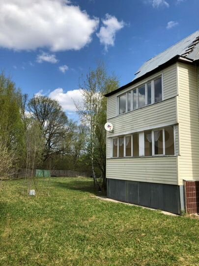 Коттедж 385 м² на участке 20 сот.