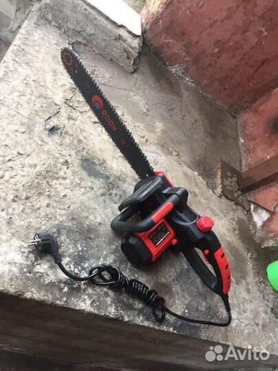 Электропила новая