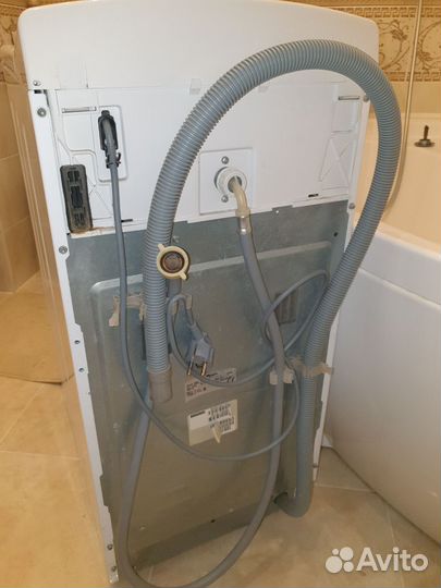 Стиральная машина с вертикальной загрузкой