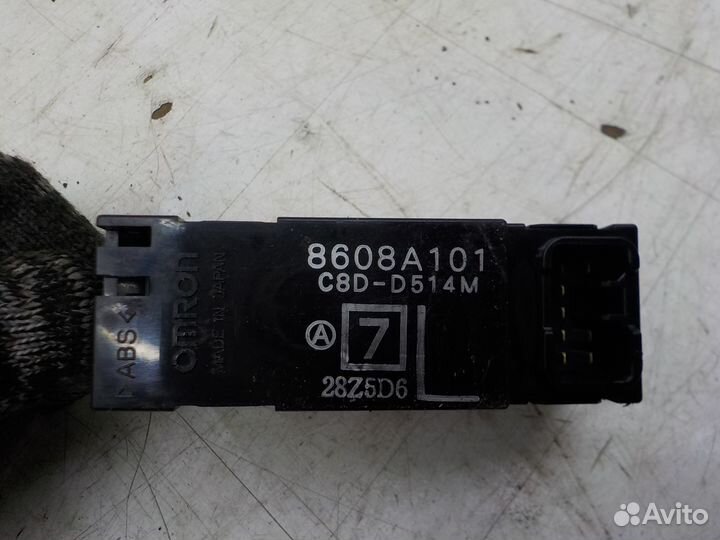 Блок управления стеклоподъемниками Mitsubishi Lanc