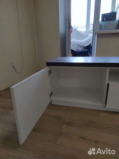 Тумба под телевизор