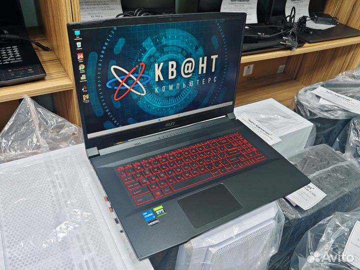 Новенький игровой ноутбук MSI Katana 17 на гаранти