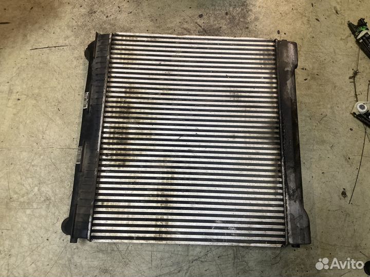 Радиатор интеркулера Range Rover 3.6 LR007170