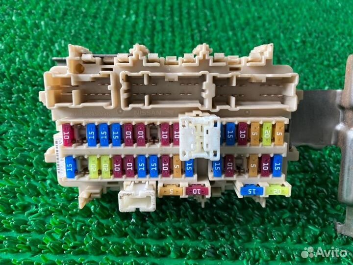 Блок предохранителей Nissan Murano