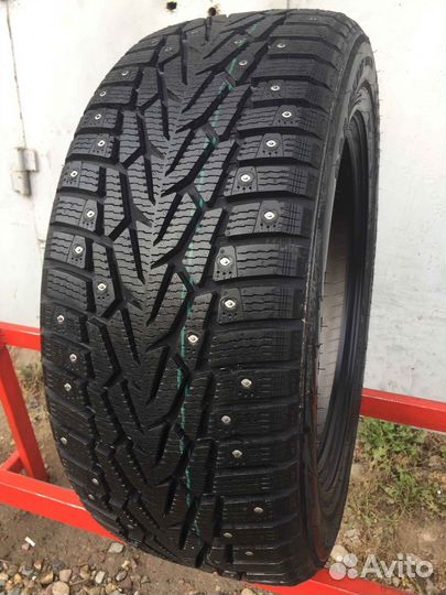Nokian Tyres Hakkapeliitta 7 235/55 R17 105S