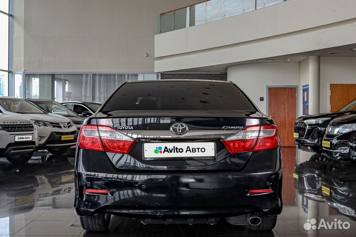 Toyota Camry 2.5 AT, 2014, 225 000 км