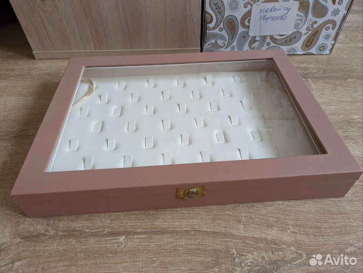 Шкатулка для украшений