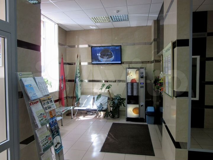 Продам здание, 8500 м²