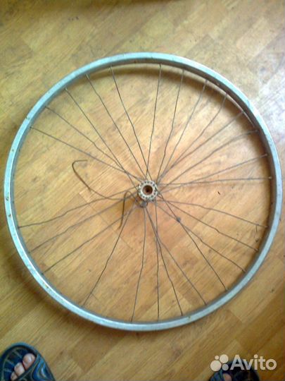 Обод переднего колеса