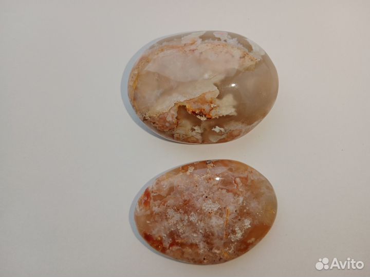 Сакуровый агат