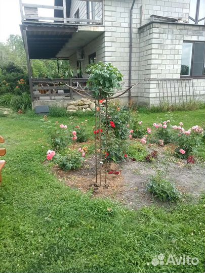 Подставки для штамбовой розы