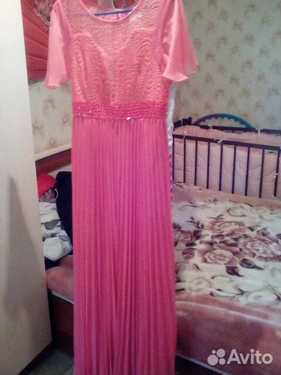 Вечернее платье