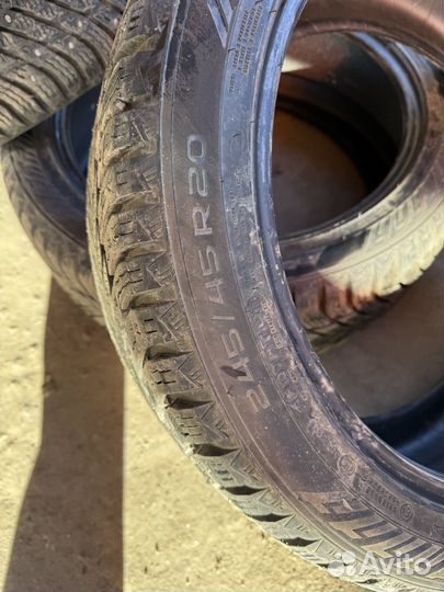 Nokian Tyres Hakkapeliitta 10 EV 245/45 R20