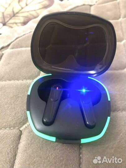 Беспроводные наушники