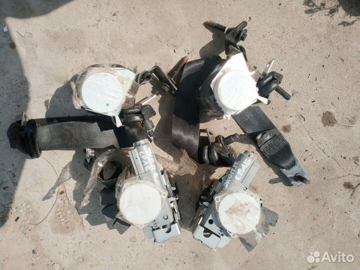 Ремень безопасности Форд Экоспорт