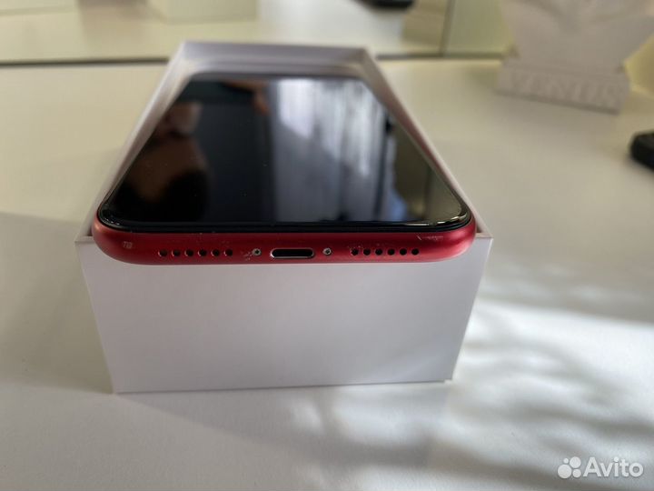 iPhone Xr, 128 ГБ