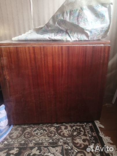 Стол книжка бу