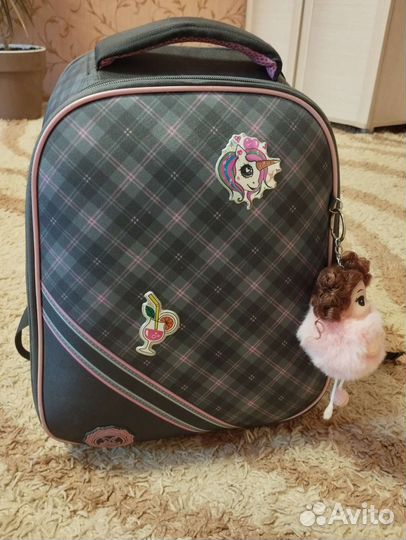 Портфель рюкзак школьный