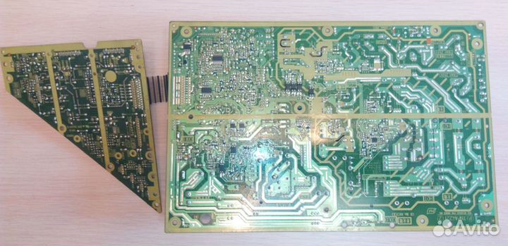 Телевизор Panasonic TH-R42EL7KS на запчасти