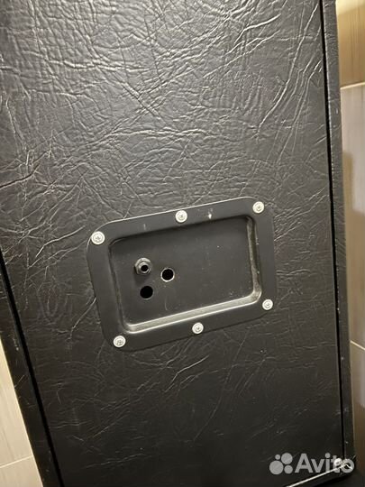 Кабинет гитарный 112