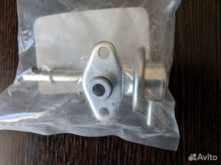 Регулятор давления топлива General Motors. Новый