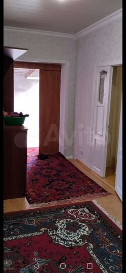 Дом 180 м² на участке 4 сот.