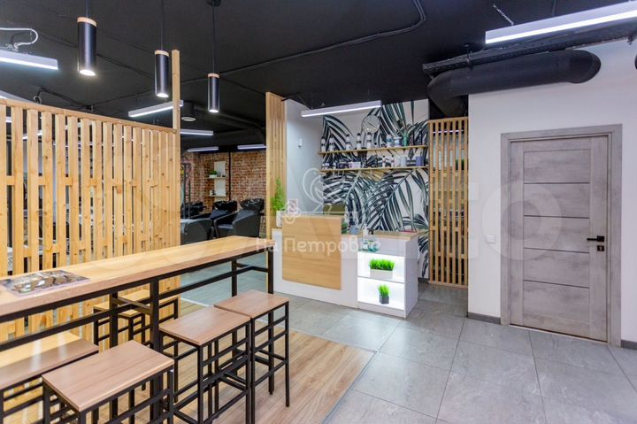 Продам помещение свободного назначения, 278.5 м²