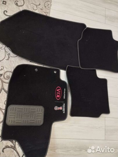 Коврики в салон KIA Rio4