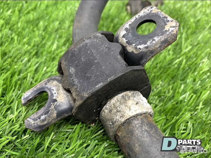 Стабилизатор задний Nissan Fairlady Z33