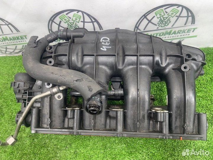 Впускной коллектор Audi A4 B8 caeb 2011