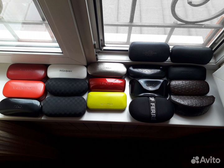 Новые фирменные футляры для очков