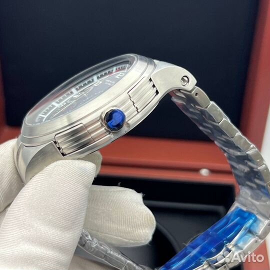 Наручные часы Tag Heuer