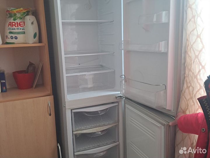 Холодильник бу