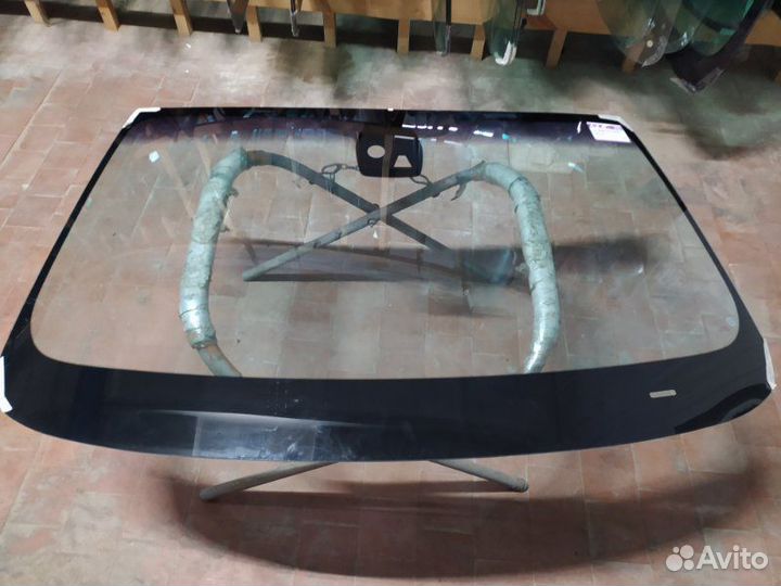 Стекло лобовое переднее Bmw X5 E70 2006-2013