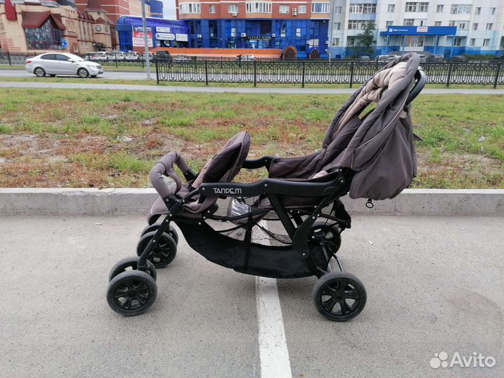 Коляска для двойни