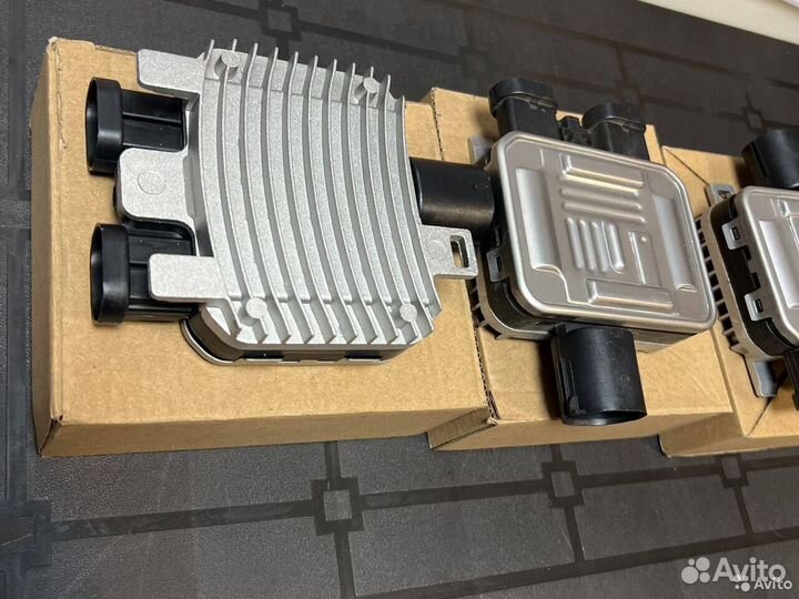 Блоки управления вентилятором Volvo XC60