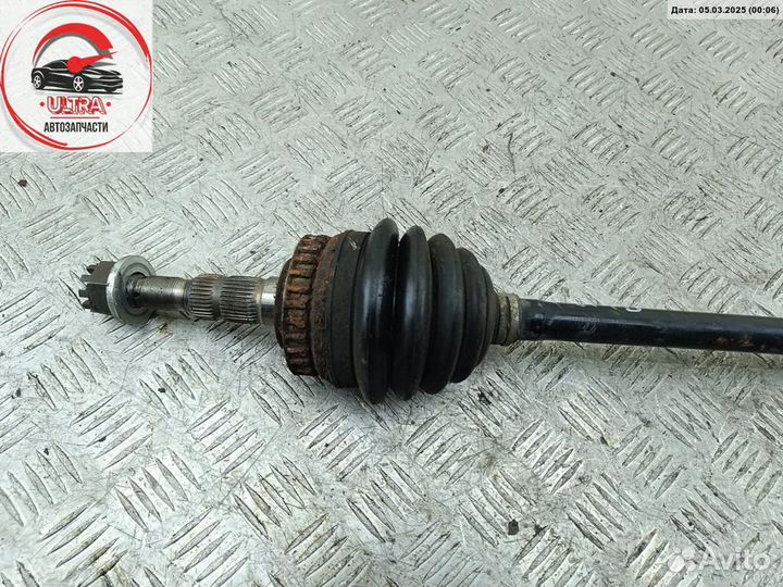 Полуось передняя правая б/у Opel Vectra B