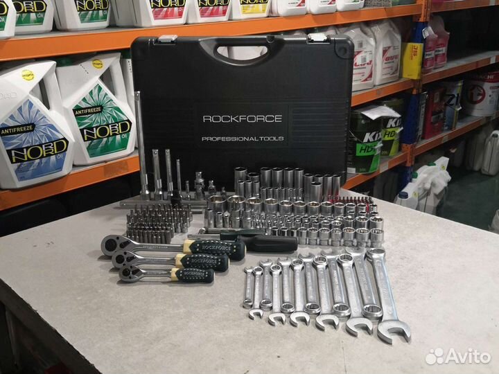 Набор инструментов 216 предметов 1/2