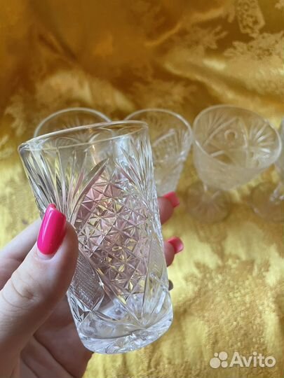 Хрустальные рюмки