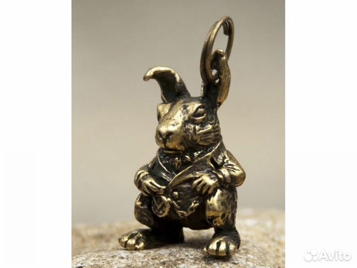Брелок кролик бронза ручная работа