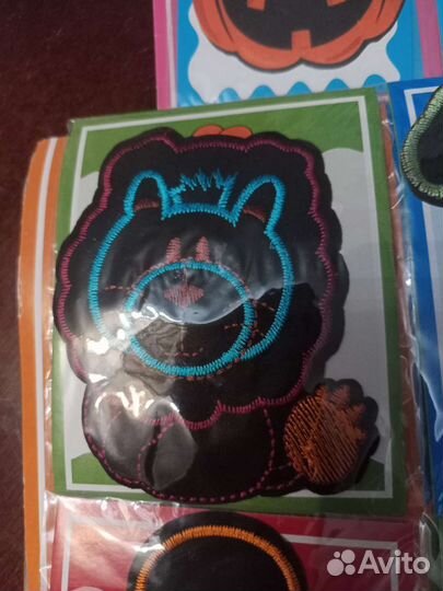 Наклейка - аппликация на детскую одежду