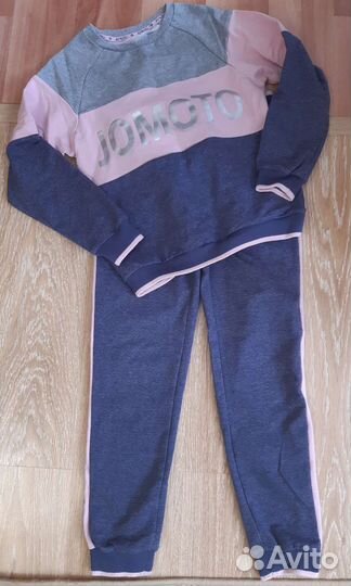 Спортивный костюм 134р