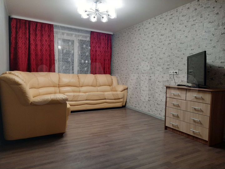 3-к. квартира, 79 м², 1/9 эт.