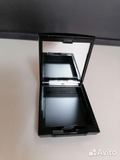 Футляр для теней и румян Artdeco с зеркалом