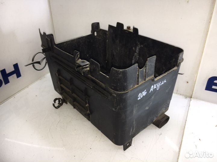 Корпус акб Peugeot 206