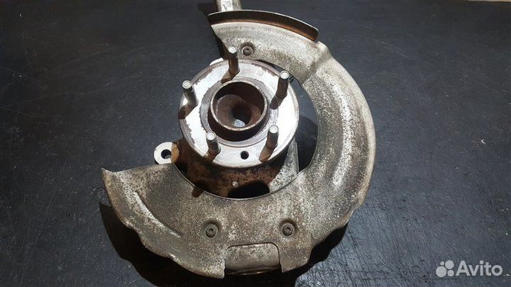 Кулак поворотный передний правый Jaguar Xe X760