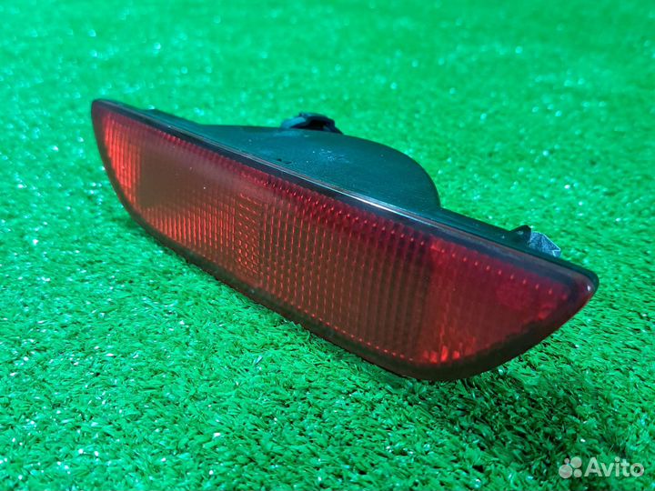 Противотуманный фонарь птф Ниссан Ноут Е11Е